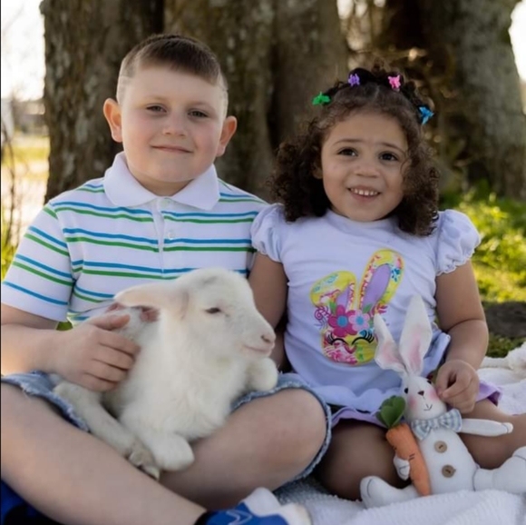 Meet your Posher, Meagan - Picture 10 of 12